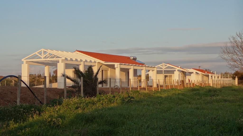 White Villas Douneika  Zewnętrze zdjęcie