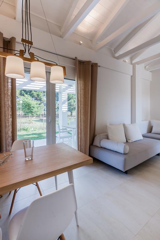 White Villas Douneika  Zewnętrze zdjęcie