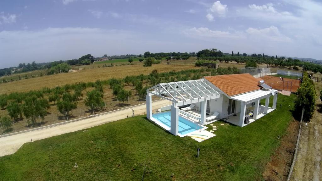 White Villas Douneika  Zewnętrze zdjęcie